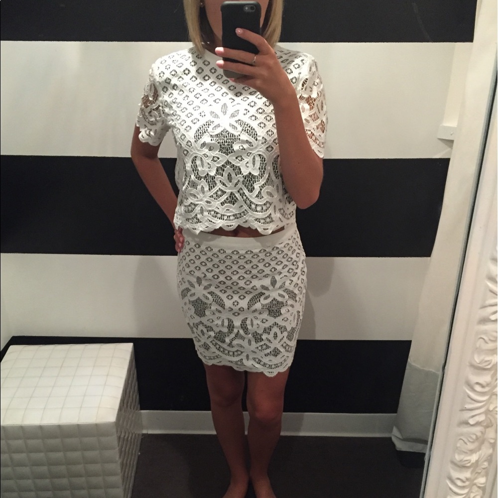 English Factory Eyelet & Gingham Two Piece Set